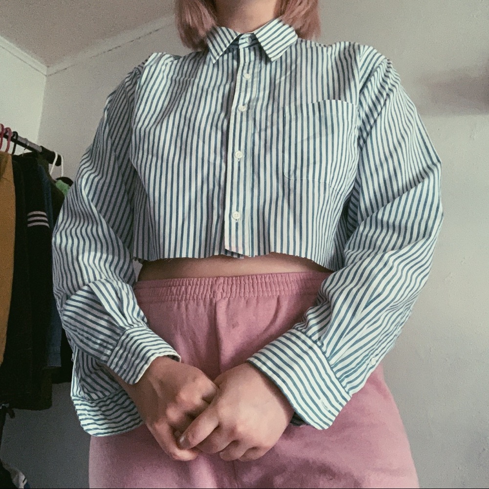 vintage striped button up raw hem crop top collar